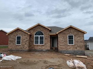 319 Camptown Rd, Bardstown, KY 40004