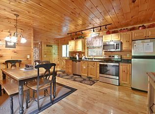 2234 Breezy Rd, Sevierville, TN 37876