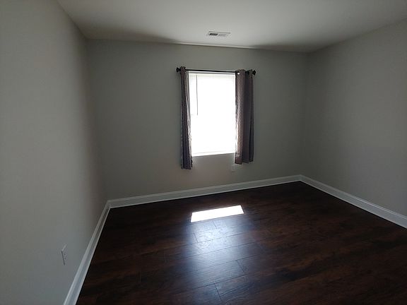 5th image of 118 Jessup St