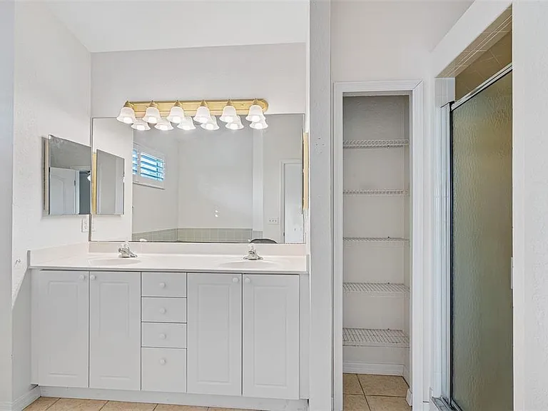 1381 Curlew Rd — Photo 24