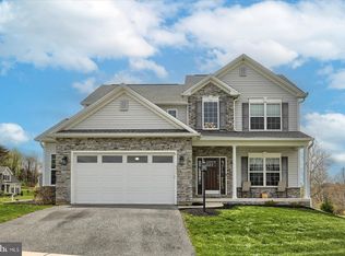 4504 Egret Dr, Harrisburg, PA 17112