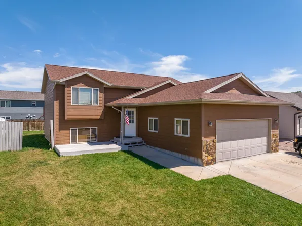 5016 Dylan Dr, Rapid City, SD 57703