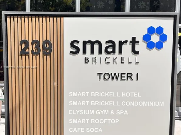 229 SW 9th St #307, Miami, FL 33130