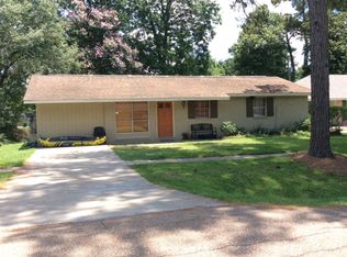 1740 Mullen Dr, Baton Rouge, LA 70810