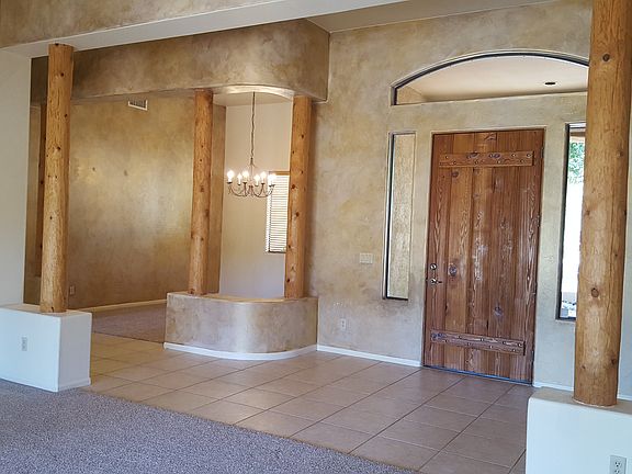 Dining room, entrance, foyer