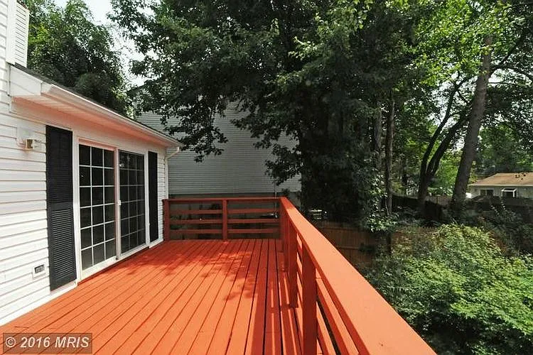 5810 Silchester St — Photo 33