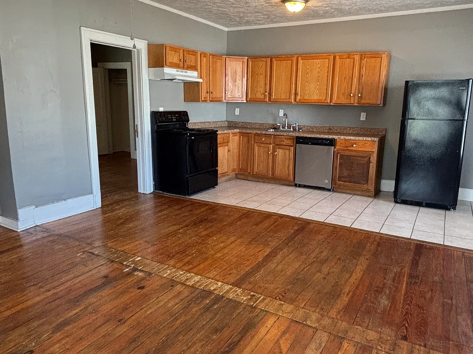 1 bed, 650 sqft, $895 — Photo 3