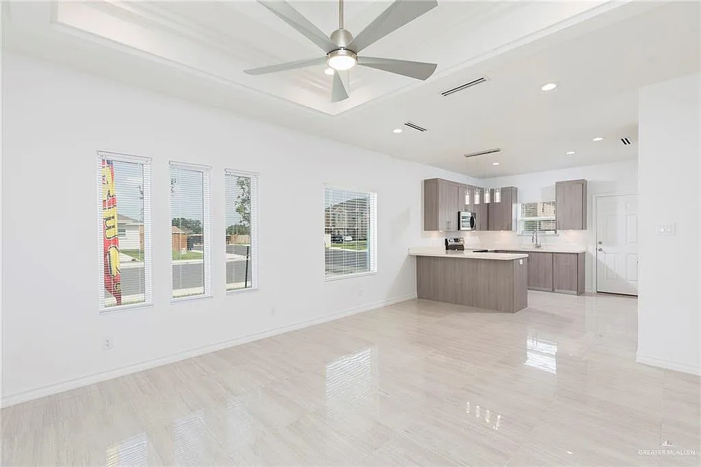 2 bed, 2.0 bath, 1162 sqft, $1,150 — Photo 4