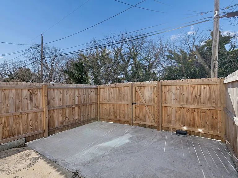 3343 Ravenwood Ave — Photo 14