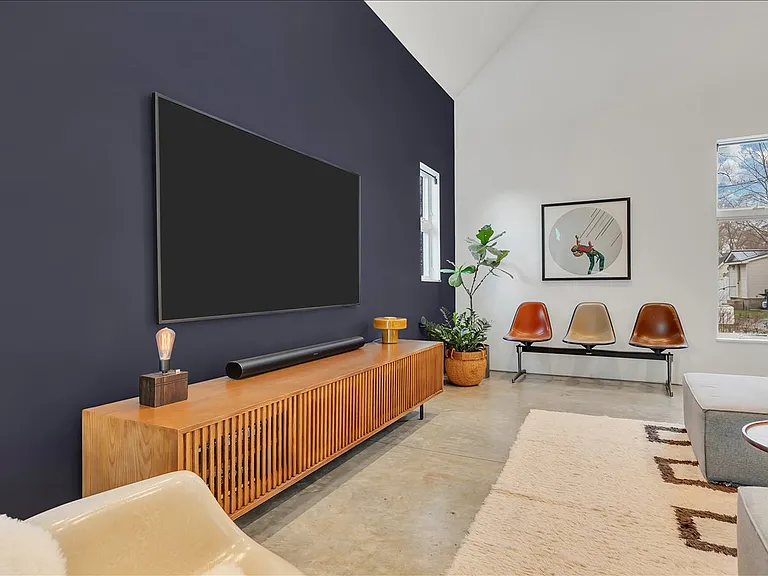 18 Granite St — Photo 29