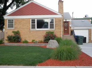 9250 S Troy Ave, Evergreen Park, IL 60805