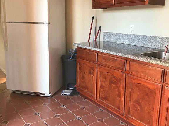 5th image of 3808 Woolwine Dr