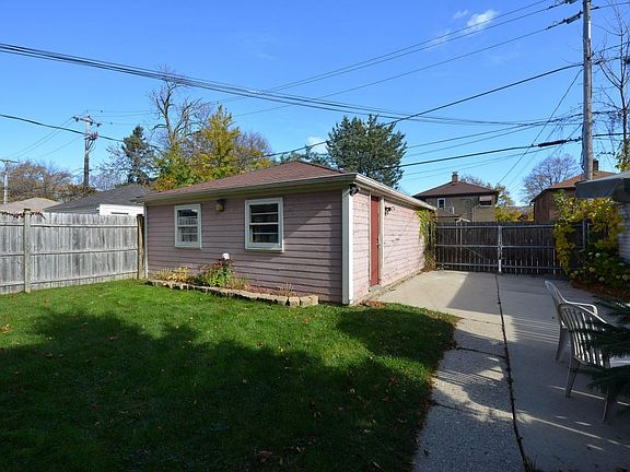 2nd image of 3468 N Humboldt Blvd