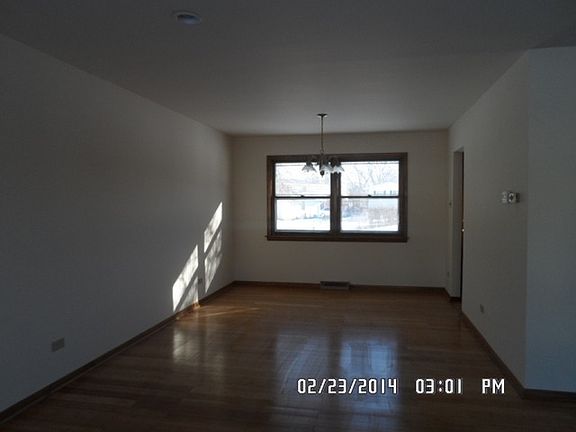 4th image of 740 Fitzhenry Ct