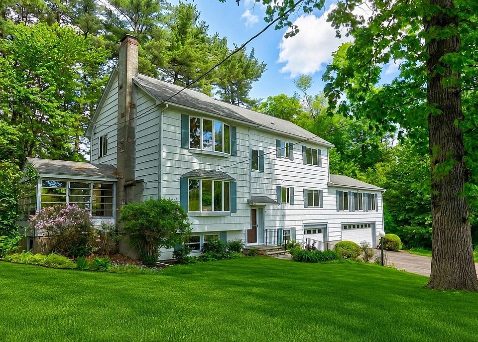 1st image of 5 Williams Cir