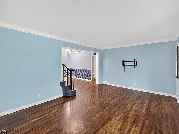 5th image of 4186 Lambert Rd
