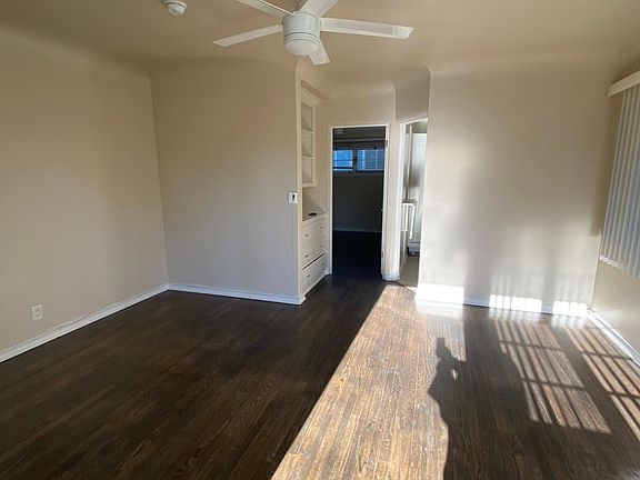 5th image of 2318 28th St #2322-B