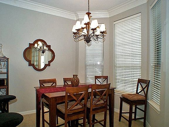 5th image of 2188 McPherson Dr