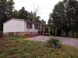 120 September Ln, Moneta, VA 24121