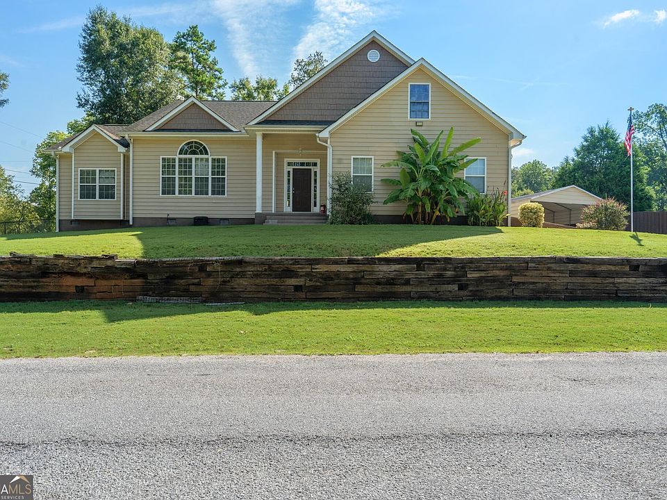 1st image of 250 Rainbow Dr