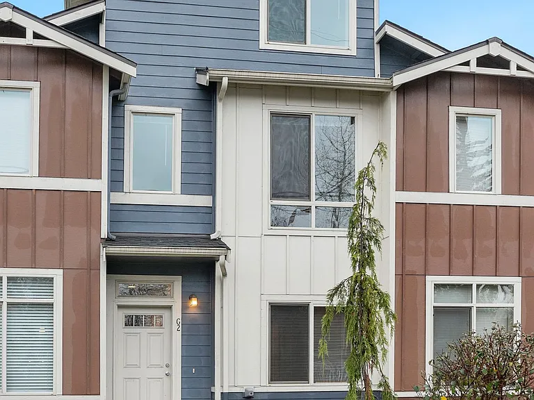 Pinnacle Townhomes — Photo 13