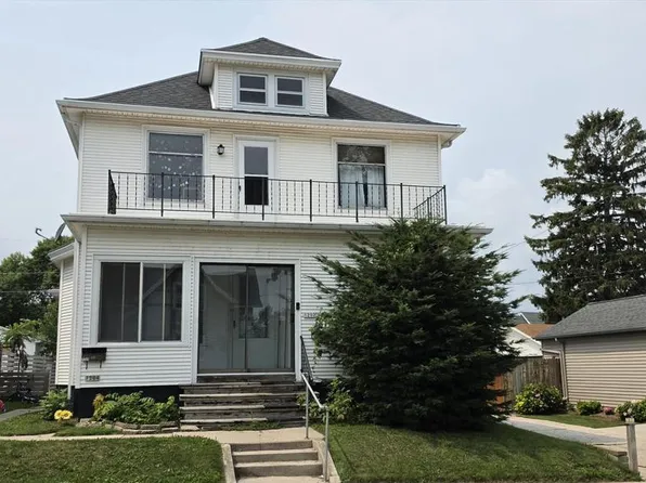 1202 S 19th STREET #1204, Sheboygan, WI 53081