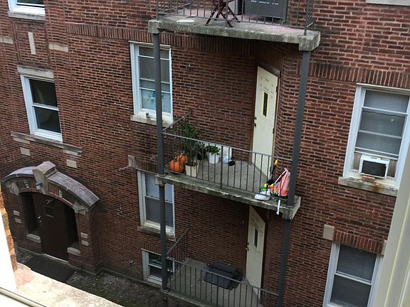 5th image of 4624 N Monticello Ave #3