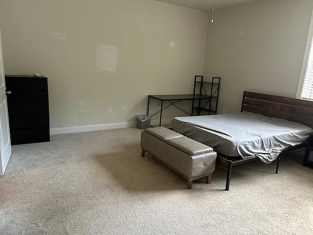 1st floor west facing room to be rented, 300+sqft