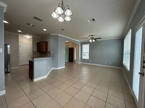 5th image of 700 Mandarin Flyway APT 204