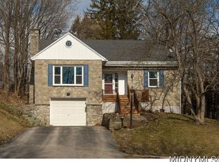 42 Curran Rd, Whitesboro, NY 13492