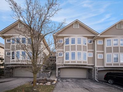 253 Old Creek Dr, Saline, MI, 48176