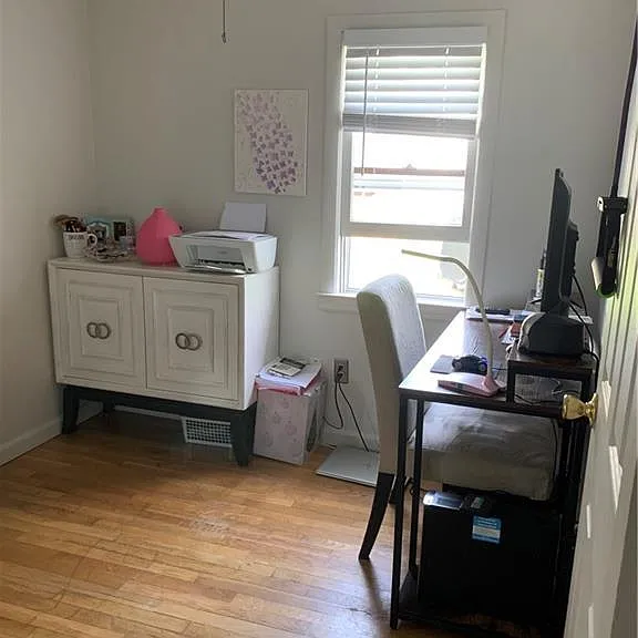 76 Hurd St — Photo 11