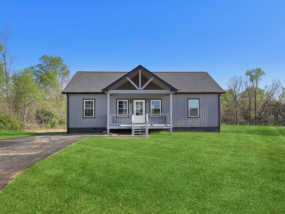 64 Amos Cir