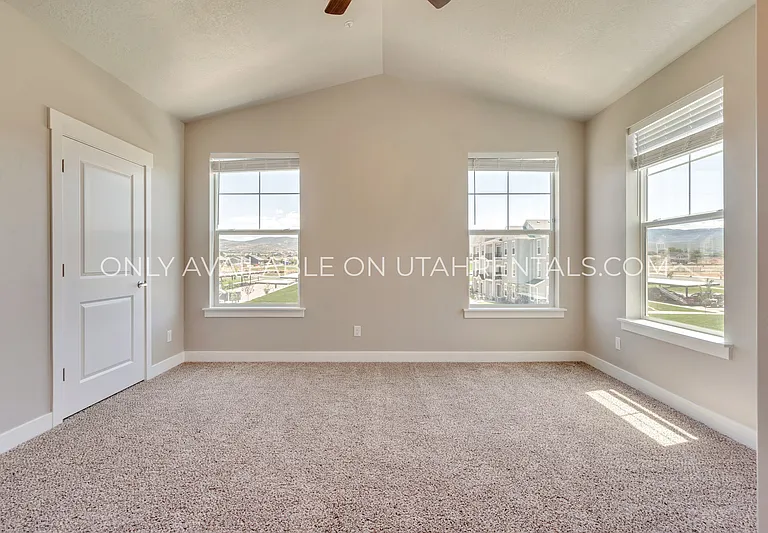 1128 S 820 E #5301 — Photo 9