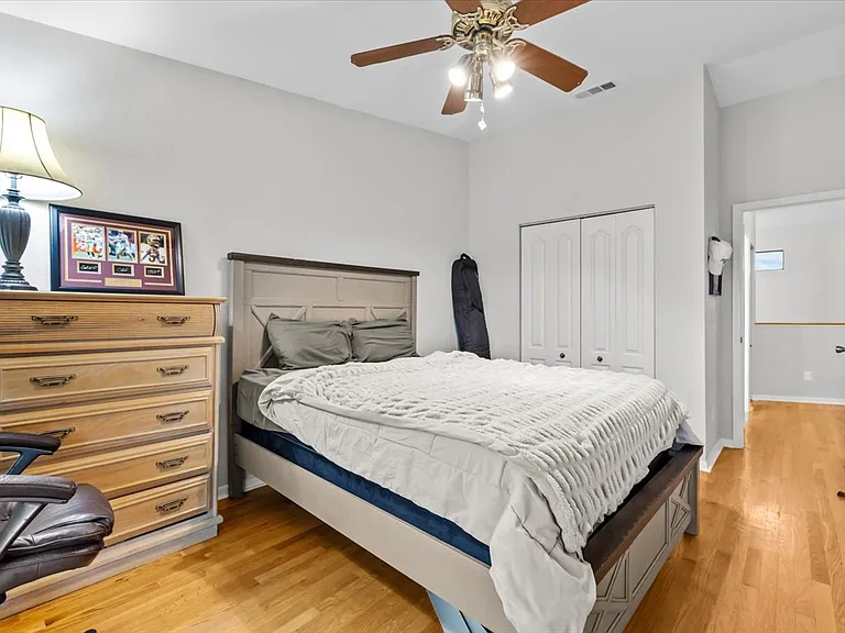 2392 Hanover Dr — Photo 33