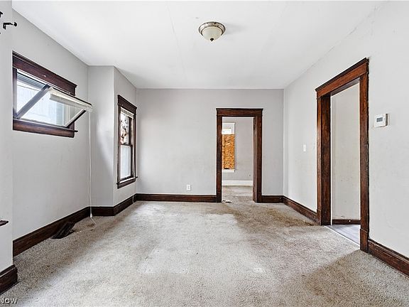 5th image of 9609 Yale Ave