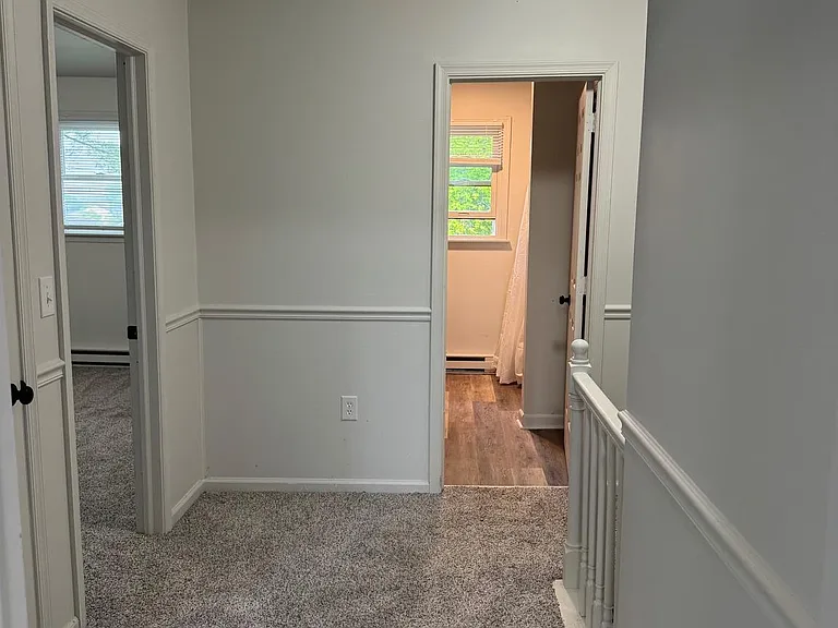 471 S Market Ave — Photo 6