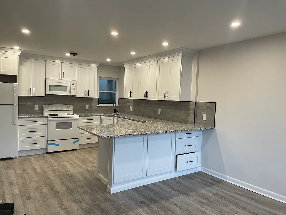 Building Photo - 1639 Porter St #2