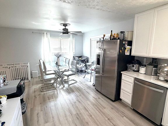5th image of 7410 Dickenson St