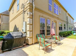 5622 Dolores St, Houston, TX 77057