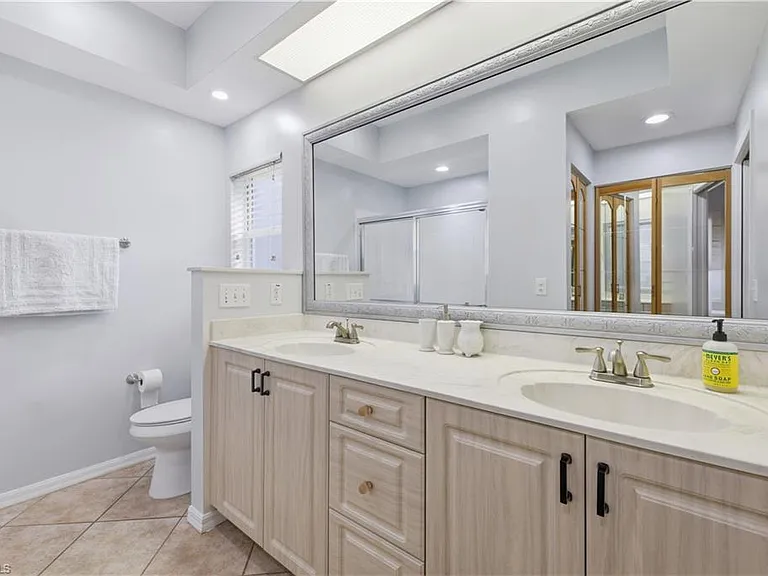 5778 Greenwood Cir — Photo 24
