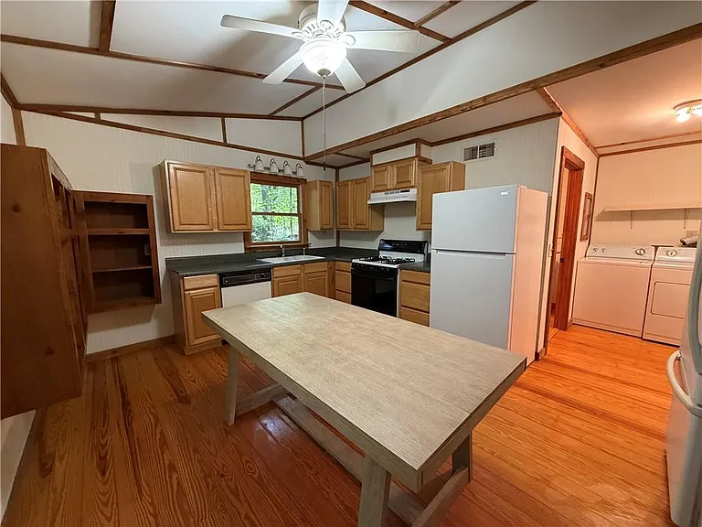 2405 Mountain Rd — Photo 21