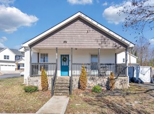 615 Old Rutherford Rd, Taylors, SC 29687