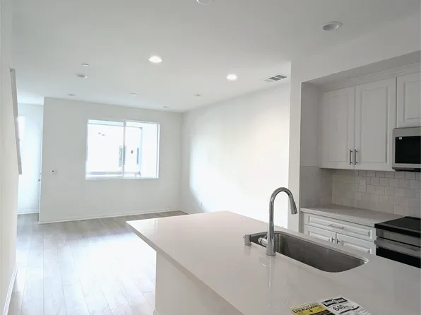 528 Cobblestone Ct, El Cajon, CA 92020