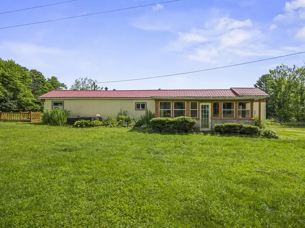 256 Cherrytree Plum Line Rd, Titusville, PA 16354