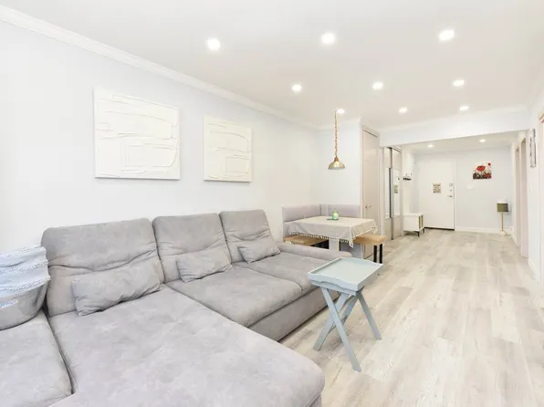 2680 East 19th Street image 5 of 20