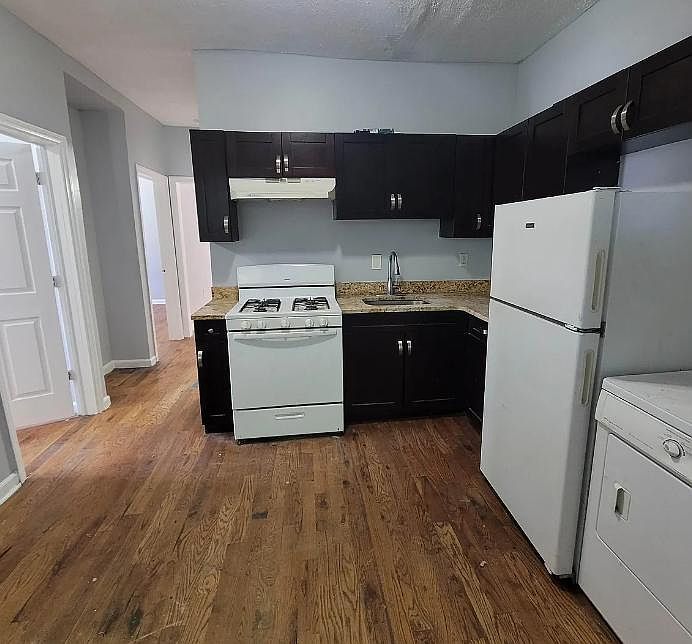 1st image of 634 S 19th St Floor 2