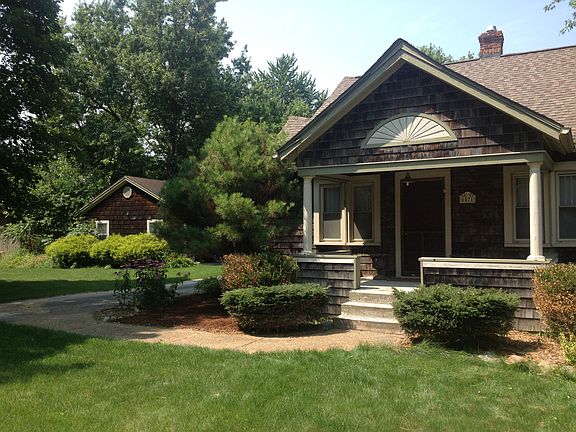 2nd image of 6571 Eastlawn Ave