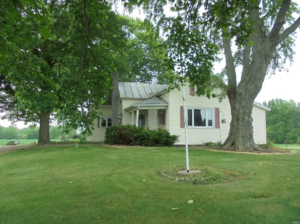 1691 S 1000 W, Farmland, IN 47340