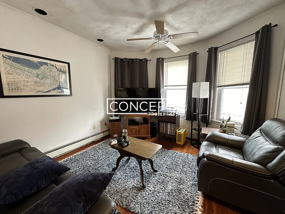 58 Mansfield St #2
